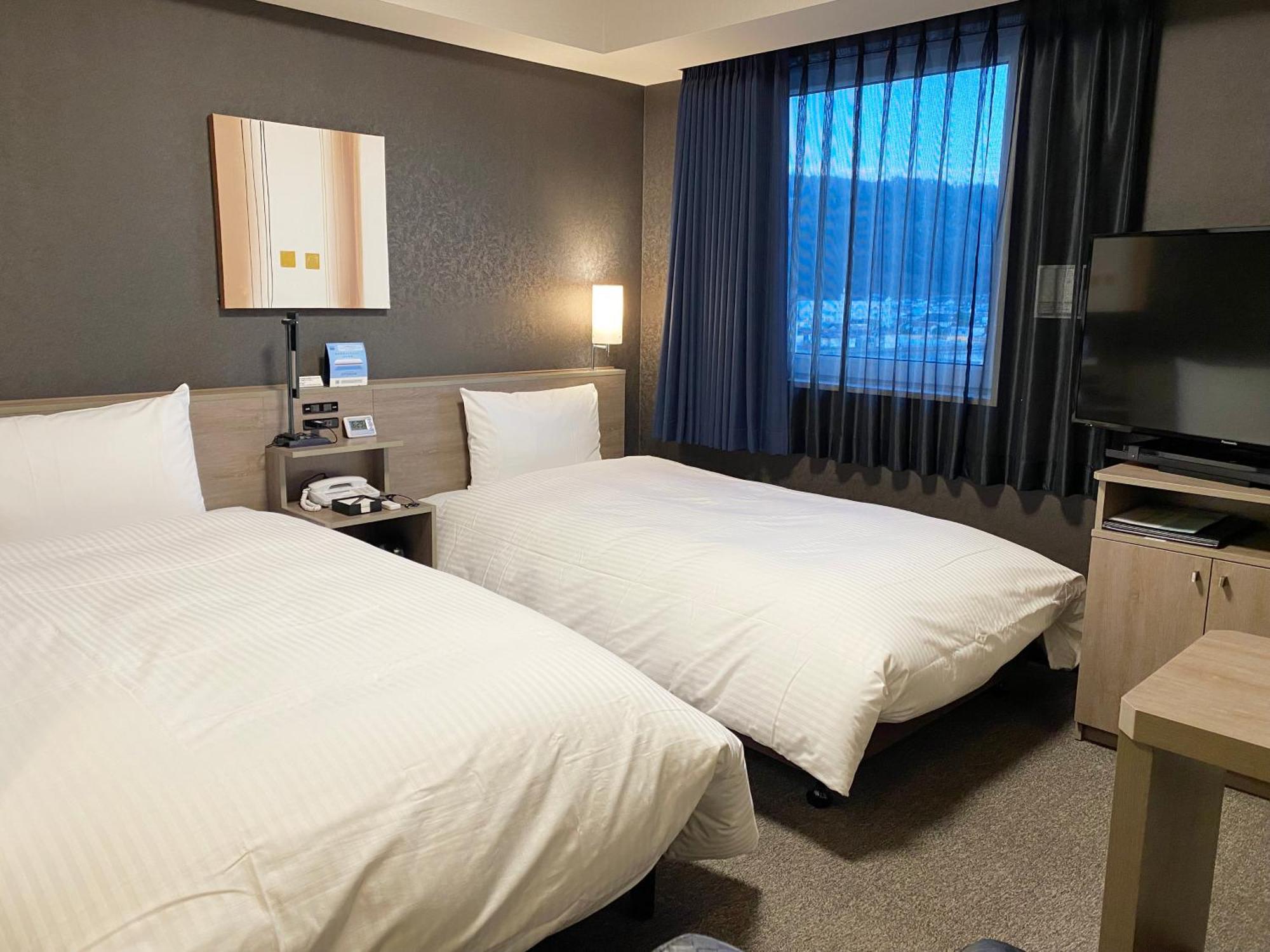 Hotel Route-Inn Yamagata Minami -Daigaku Byoin Mae- Екстериор снимка